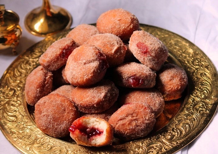 jelly doughnuts recipe / jelly donut recipe / jam