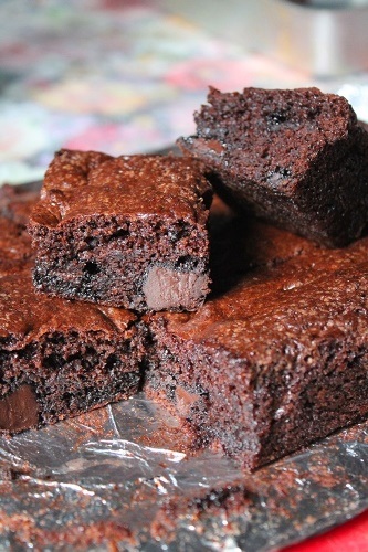Nigella’s Everyday Brownies Recipe / Best Chocolate Brownies Ever ...