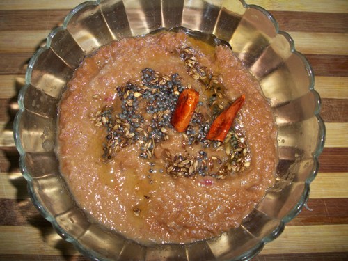 onion chutney looks nice