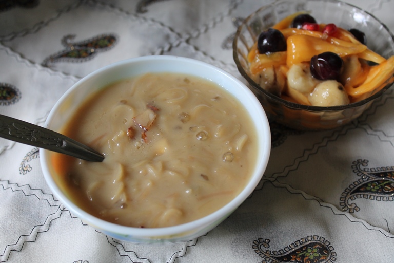 semiya payasam made with jaggery and coconut milk served in a bowl