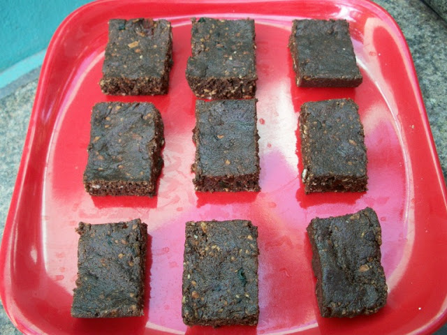 Biscuit Brownies Recipe | No Bake Brownies Recipe-image