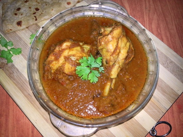 Onion Chicken Curry Recipe   Chicken Onion Masala Recipe - 3