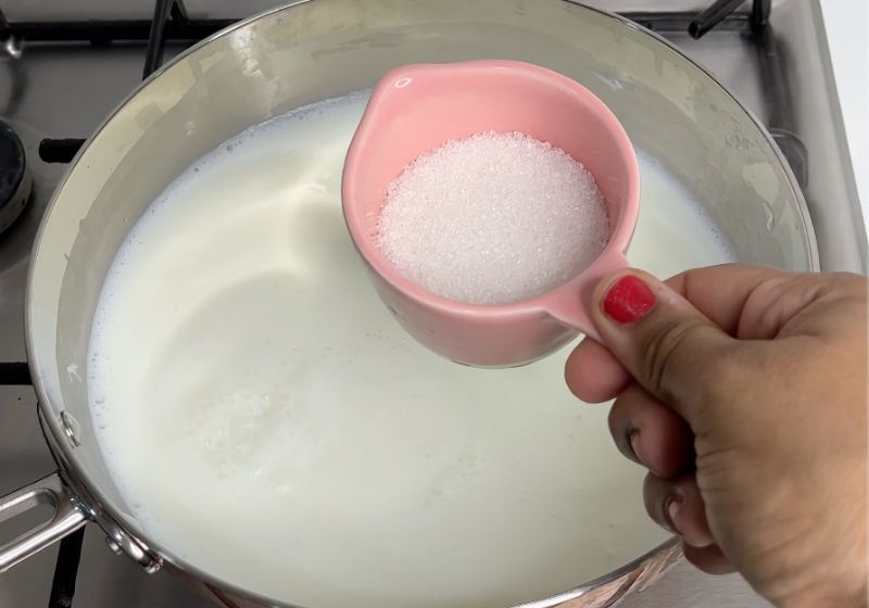add sugar to milk