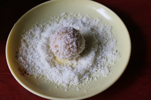 coconut ladoo rolled in desiccated coconut