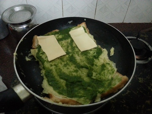 Bread Omelette   Bread Omelette Recipe - 4