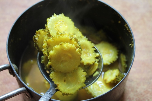 Bitter Gourd Masala Recipe   Pavakkai Masala Recipe - 44