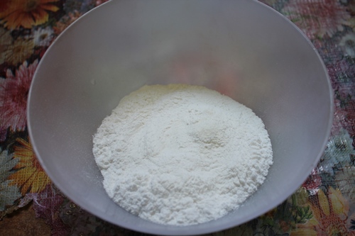 roasted rice flour taken in a bowl