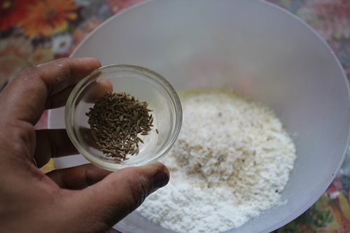 add cumin seeds to seedai mixture