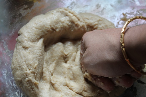 Whole Wheat Dinner Rolls Recipe  with   without eggs  - 7