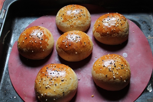 Whole Wheat Dinner Rolls Recipe  with   without eggs  - 30