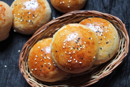 Whole Wheat Dinner Rolls Recipe  with   without eggs  - 34