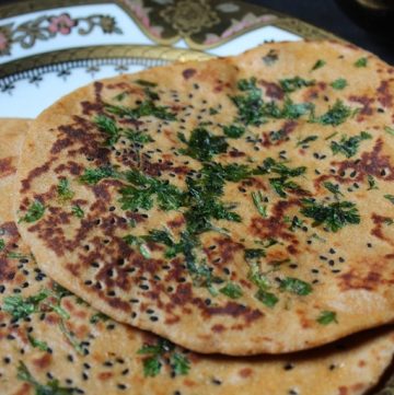 Palak Paratha Recipe   Spinach Chapati Recipe - 81