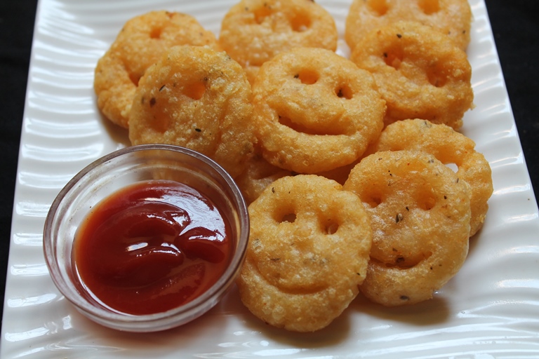 Homemade Potato Smiley In Hindi Childrens Favorite Smiley Potato