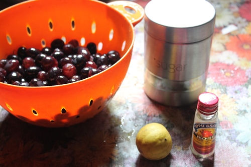 ingredients for Arabian Pulpy Grape Juice