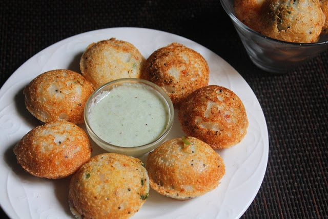 Rawa Kuzhi Paniyaram Recipe Rawa Kuzhi Paniyaram Recipe