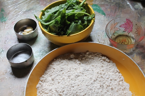 Palak Paratha Recipe   Spinach Chapati Recipe - 53