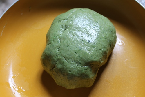 Palak Paratha Recipe   Spinach Chapati Recipe - 21