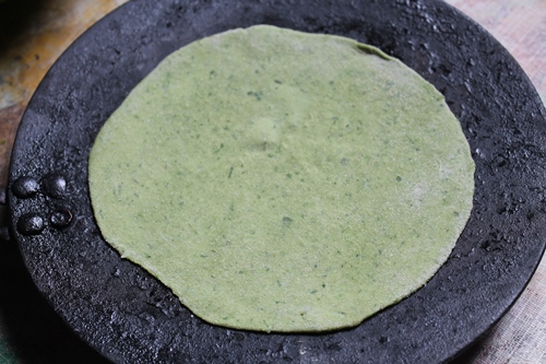 Palak Paratha Recipe   Spinach Chapati Recipe - 47