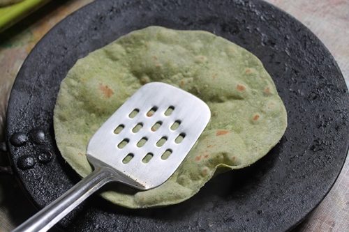 Palak Paratha Recipe   Spinach Chapati Recipe - 87