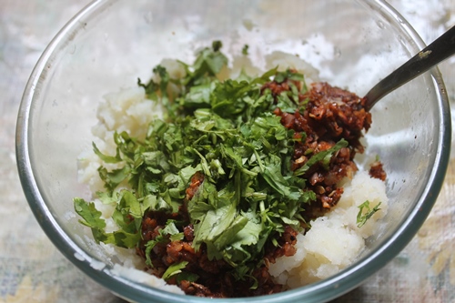 Stuffed Aloo Bhatura Recipe - 12