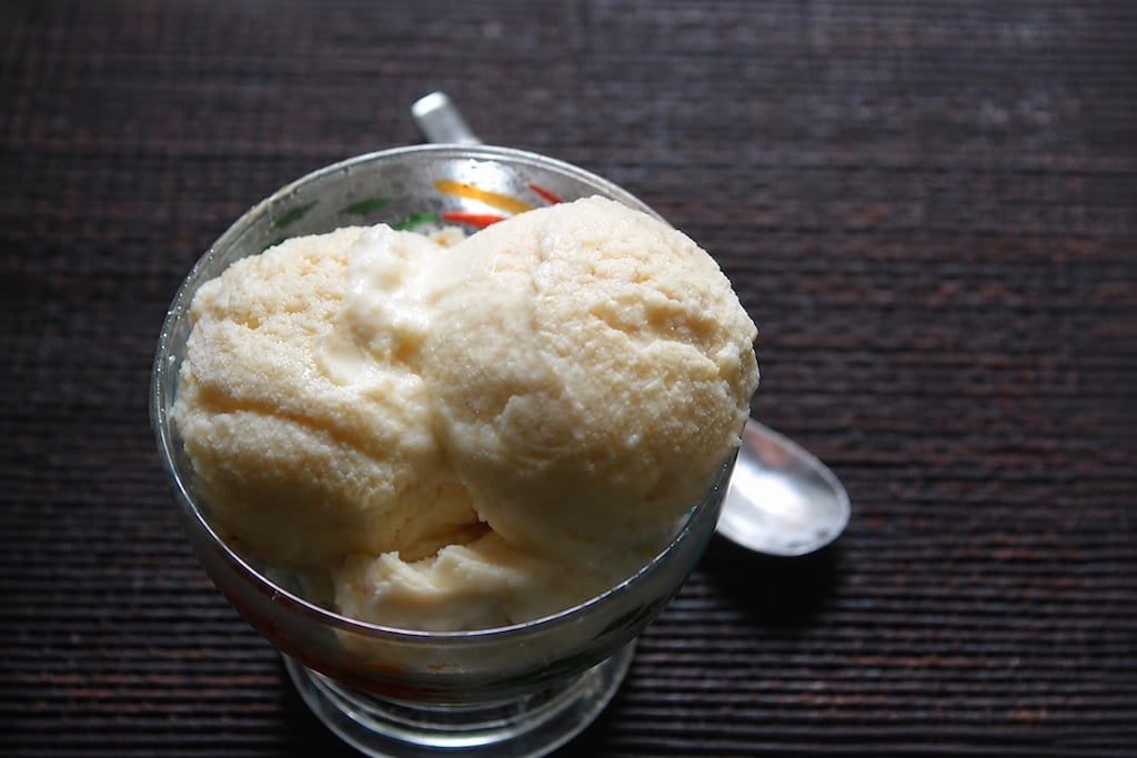 Tender Coconut Ice Cream Recipe (Elaneer Ice cream) Tender Coconut Ice Cream Recipe (Elaneer Ice cream)