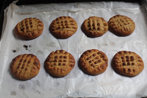 Best Peanut Butter Cookies Recipe - 11