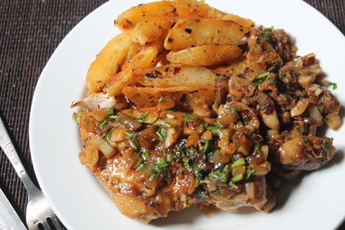 Pan Fried Lemon Garlic Chicken with Sauteed Mushrooms & Oregano ...