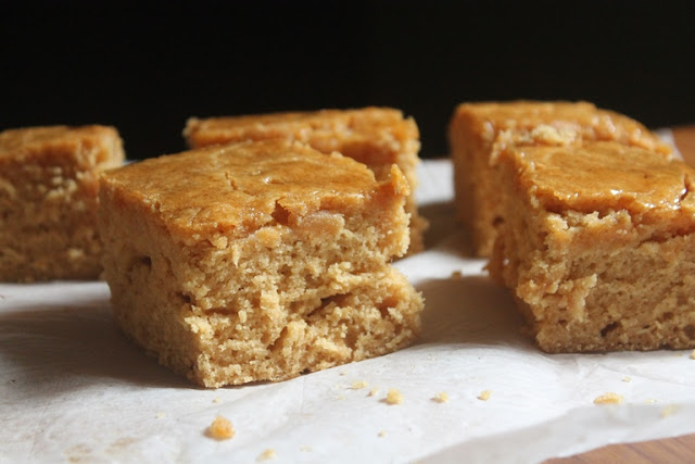 Golden Syrup Cake (Simple Recipe) - Amy Treasure