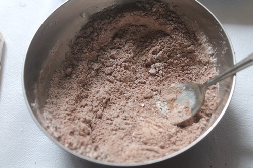dry ingredients for microwave chocolate pudding