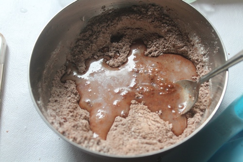 add milk to the dry ingredients for microwave chocolate pudding