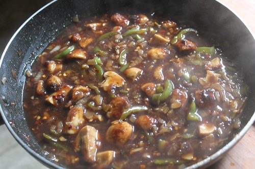 Chilli Mushroom Gravy Recipe   Indo Chinese Recipes - 10
