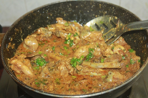 dahi chicken is ready to serve