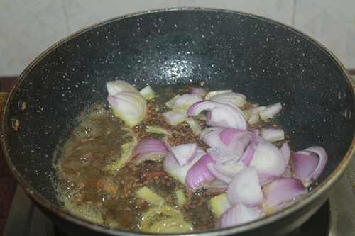 add sliced onions