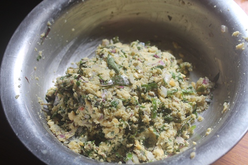 Keerai Vadai Recipe   Spinach Paruppu Vada   Parippu Vadai Recipe - 5