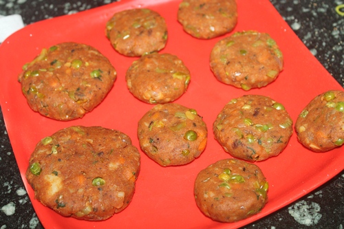 Indian Style Vegetable Burger Recipe   Veg Cutlet Burger Recipe - 23