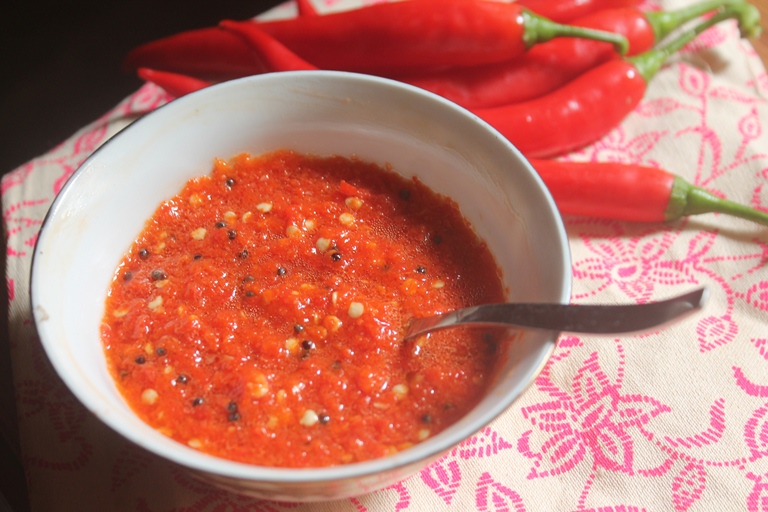 Maharashtrian Red Chilli Chutney Recipe