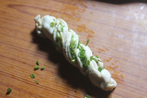 Scallion Rolls Recipe   Spring Onion Buns Recipe   Easy Dinner Rolls - 44
