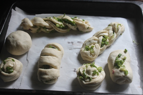 Scallion Rolls Recipe   Spring Onion Buns Recipe   Easy Dinner Rolls - 97