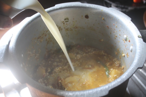 Chettinad Biryani Recipe   Chettinad Samba Biryani Recipe - 6