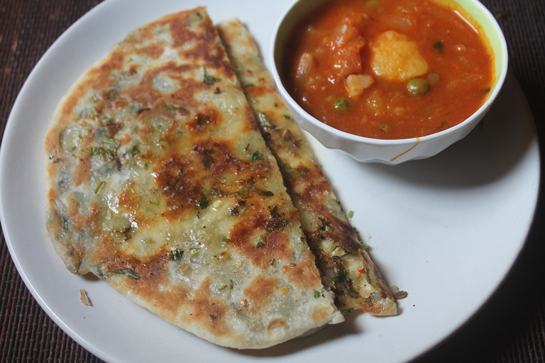 Aloo Kulcha Recipe