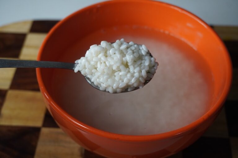 Sticky Rice Water How to Cook Sticky Rice - Sushi Rice (using a sauce pan)