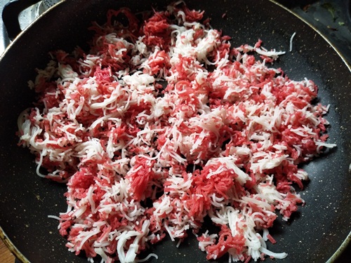 Beetroot Idiyappam Recipe - 8