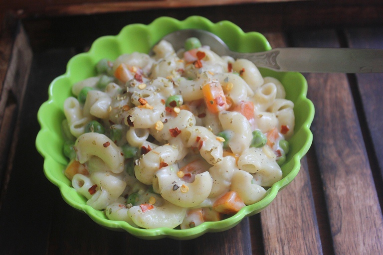 White Sauce Veg Pasta Recipe - White Sauce Veggie Macaroni Recipe