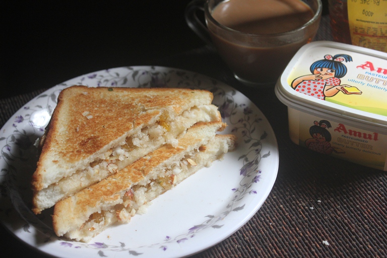 Sweet Coconut Sandwich Recipe   Thengai Sandwich Recipe - 26