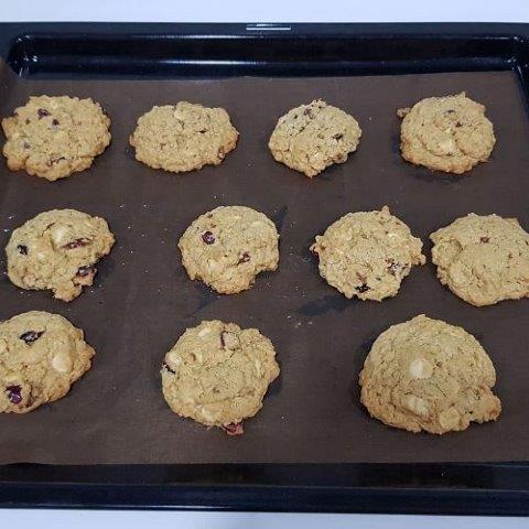White Chocolate and Cranberry Cookies