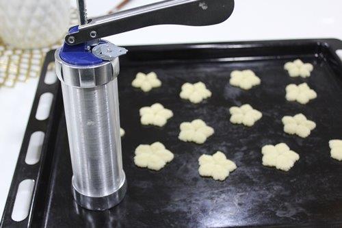 cookie press