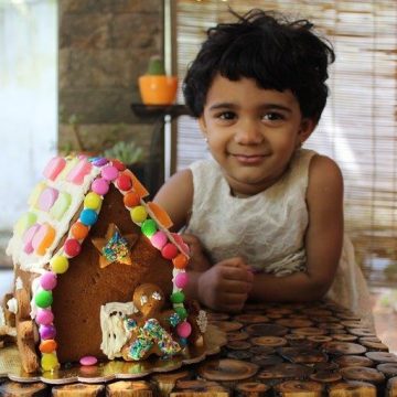 Gingerbread House - How to Make Gingerbread House