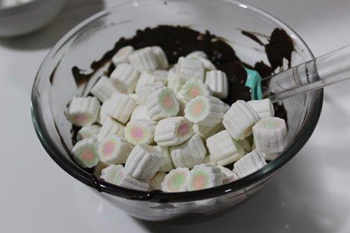 3 Ingredients Marshmallow Bar Recipe