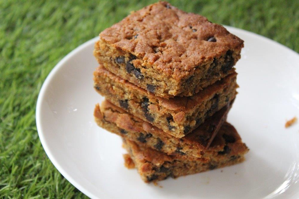 Whole Wheat Peanut Chocolate Chip Bars Recipe