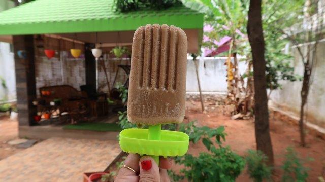 Dalgona Popsicle